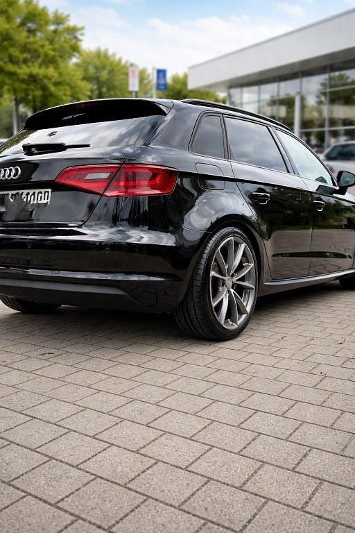 Gebraucht Audi A3 Attraction 150 PS (110 kW) 2013 Schwarz Limousine