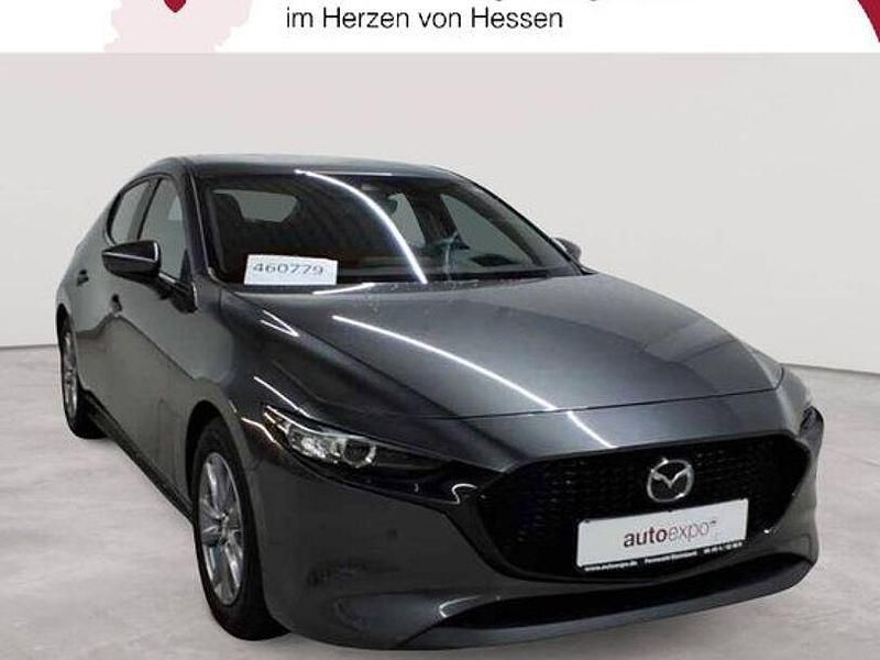Matrixgrau metallic Gebraucht 2021 Mazda 3 Selection Limousine | 15.790 € - Bild 1/4