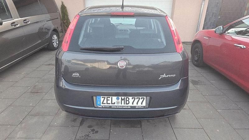 Gebraucht Fiat Punto Dynamic 77 PS (56 kW) 2009 Grau Kleinwagen