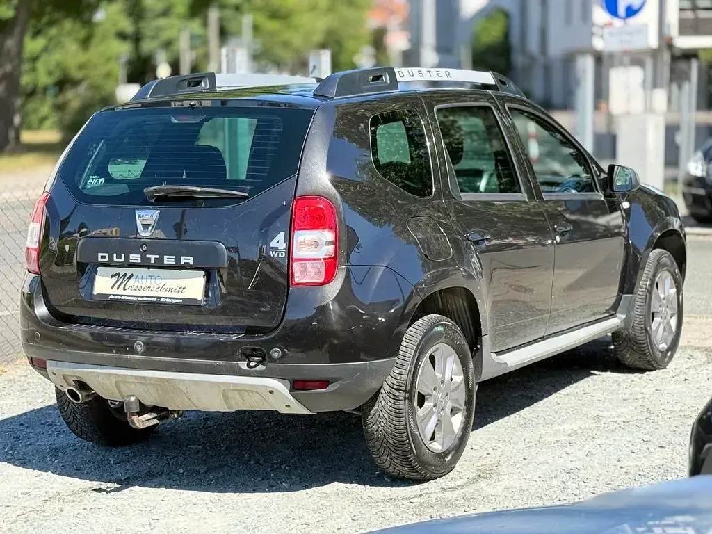 Gebraucht Dacia Duster Prestige 109 PS (80 kW) 2015 Schwarz SUV