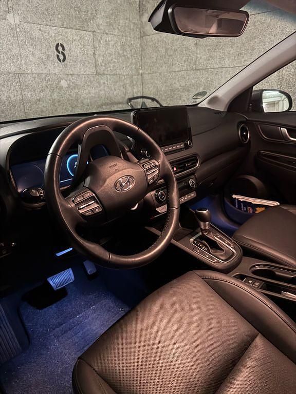 Gebraucht Hyundai Kona Prime 141 PS (103 kW) 2022 Grau SUV