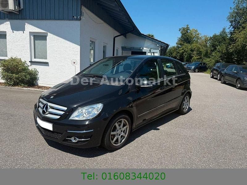 Schwarz Gebraucht 2010 Mercedes B180 Van / Kleinbus | 3.999 € (Superpreis) - Bild 1/4