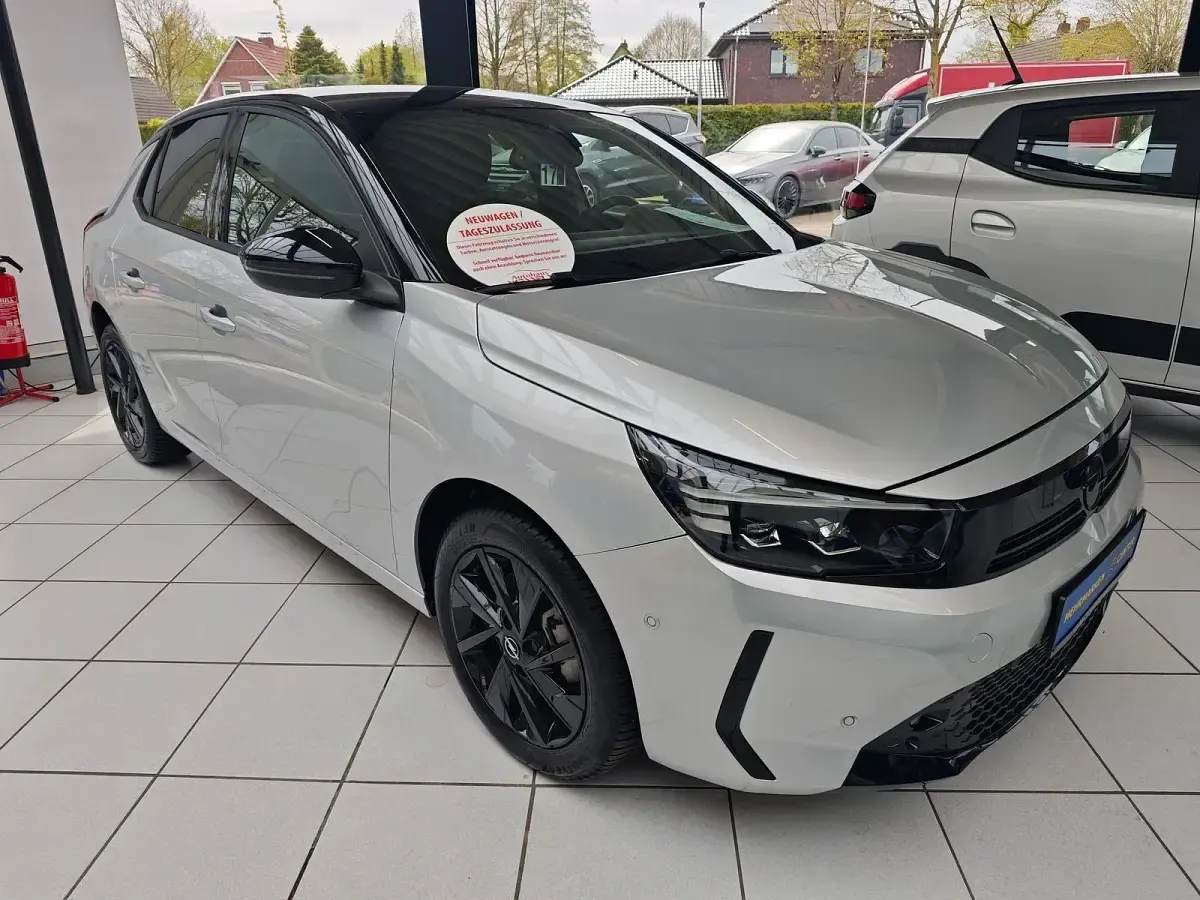 Gebraucht Opel Corsa 101 PS (74 kW) 2024 Silber Kleinwagen