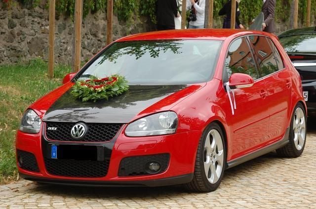 Rot metallic Gebraucht 2005 VW Golf V GTI Limousine | 9.990 € - Bild 1/4
