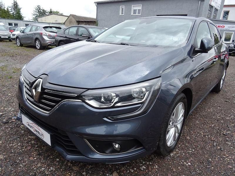 Gebraucht Renault Mégane IV Intens 132 PS (97 kW) 2016 Grau Limousine