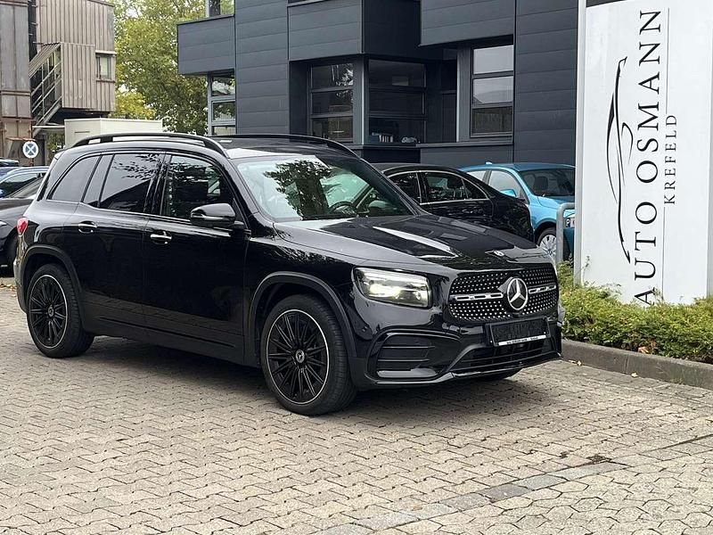 Nachtschwarz unilack Gebraucht 2025 Mercedes GLB220 Advanced Plus SUV | 52.250 € - Bild 1/4