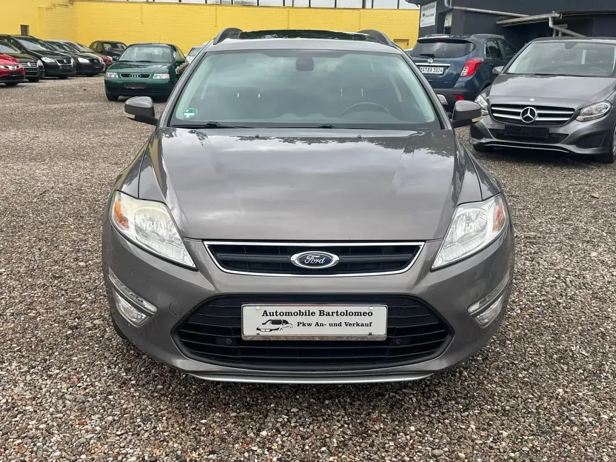 Gebraucht Ford Mondeo Champions Edition 160 PS (117 kW) 2012 Braun Kombi