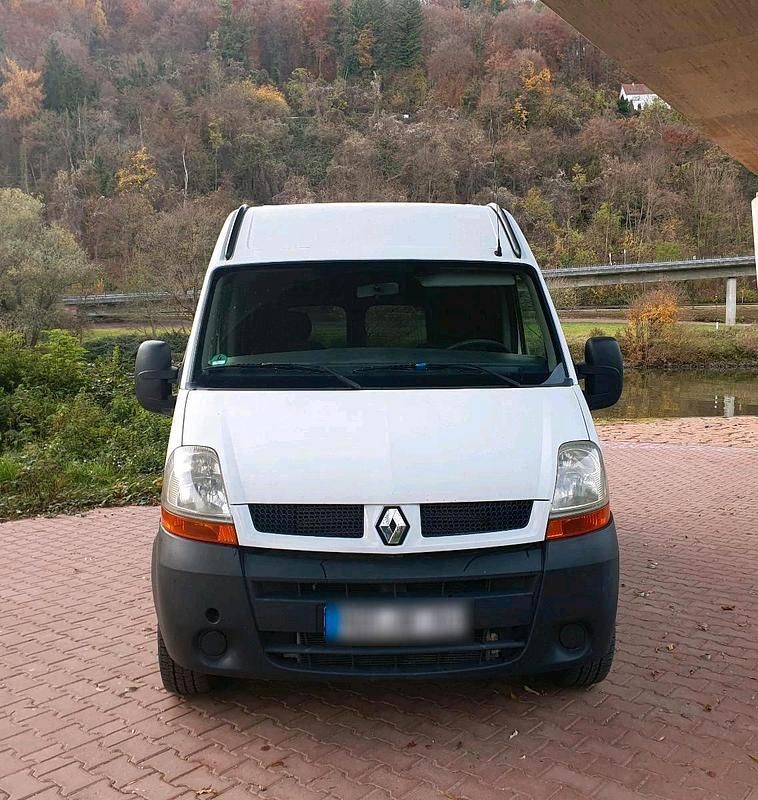 Weiß Gebraucht 2004 Renault Master Van / Kleinbus | 5.499 € (Etwas zu teuer) - Bild 1/4