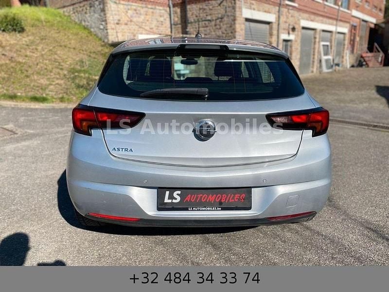 Second-hand Opel Astra 101 CP (74 kW) 2016 Argintiu Berlinǎ