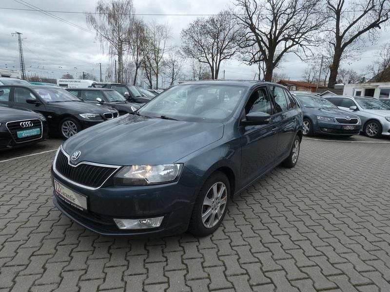 Gebraucht Skoda Rapid Ambition 90 PS (66 kW) 2017 Grau Kleinwagen