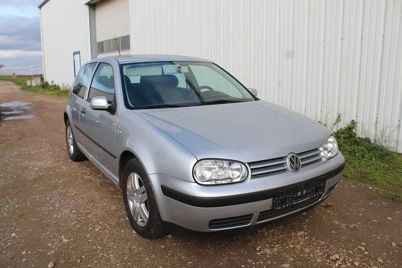 Gebraucht VW Golf IV Basis 75 PS (55 kW) 2001 Silber Limousine