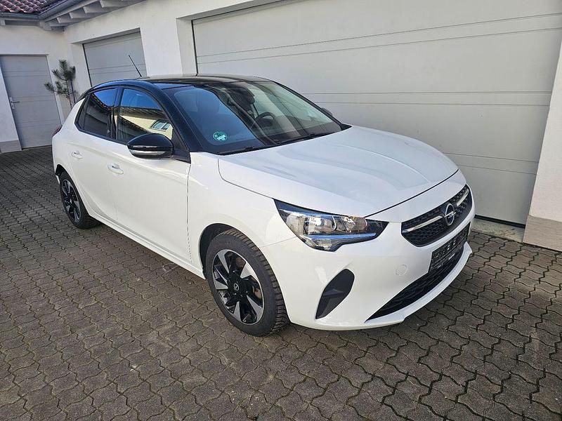 Gebraucht Opel Corsa-e 100 kW (136 PS) 2023 Weiß Kleinwagen