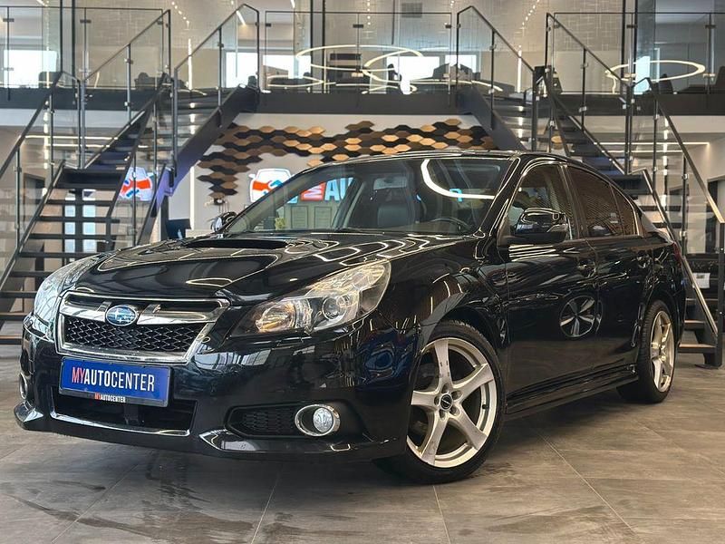 Schwarz Gebraucht 2013 Subaru Legacy Sport Limousine | 6.490 € (Fairer Preis) - Bild 1/4