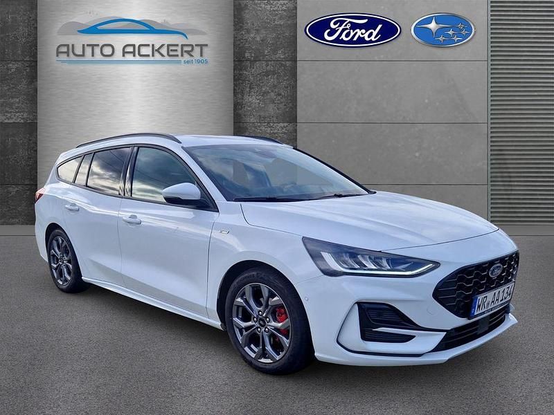 Używany Ford Focus ST-Line 125 KM (91 kW) 2025 Biały Sedan/Limuzyna