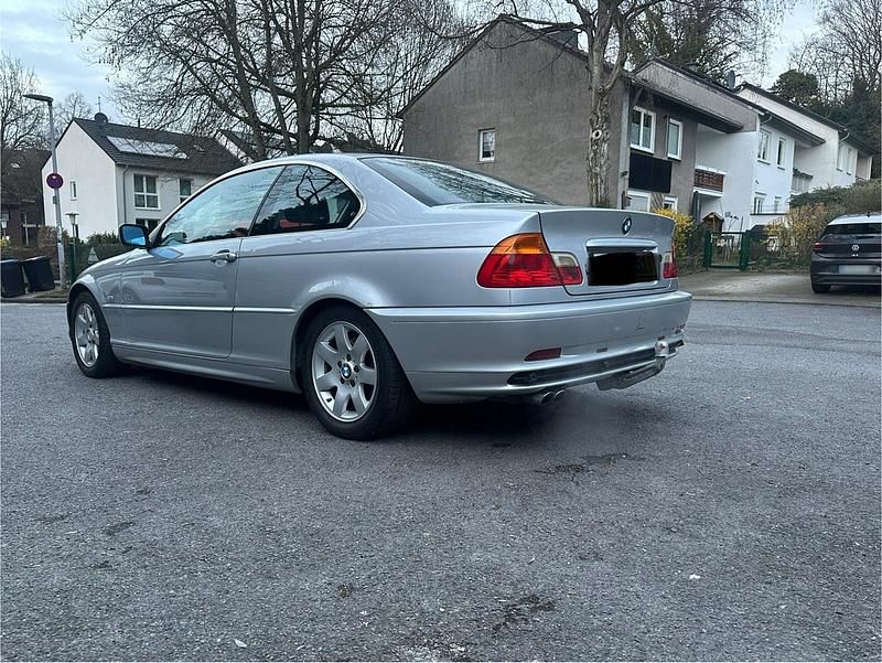 Gebraucht BMW 328 193 PS (141 kW) 1999 Silber Coupé