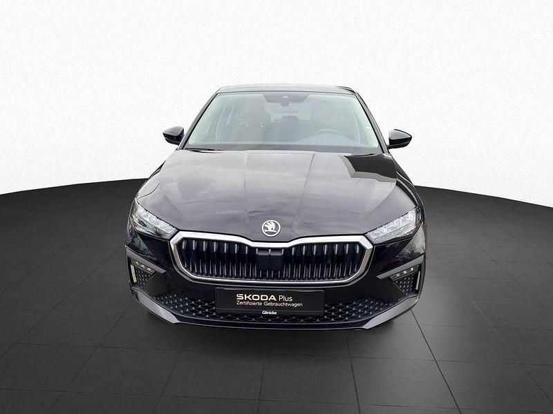 Gebraucht Skoda Scala Essence 116 PS (85 kW) 2025 Schwarzmagic perleffekt Kleinwagen