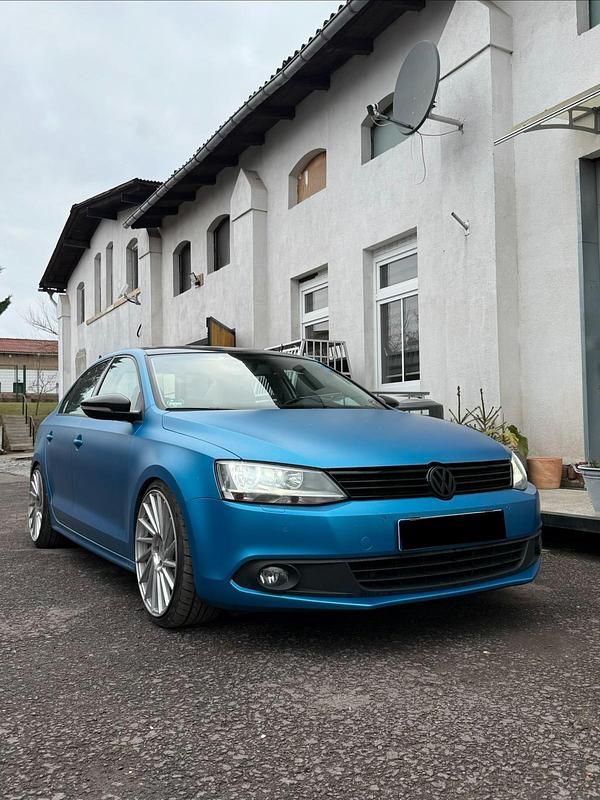 Gebraucht VW Jetta 122 PS (89 kW) 2014 Silber Limousine