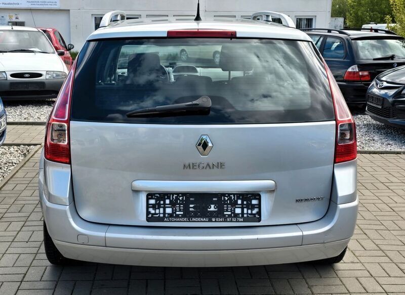 Gebraucht Renault Mégane II Authentique 111 PS (81 kW) 2006 Grau Limousine