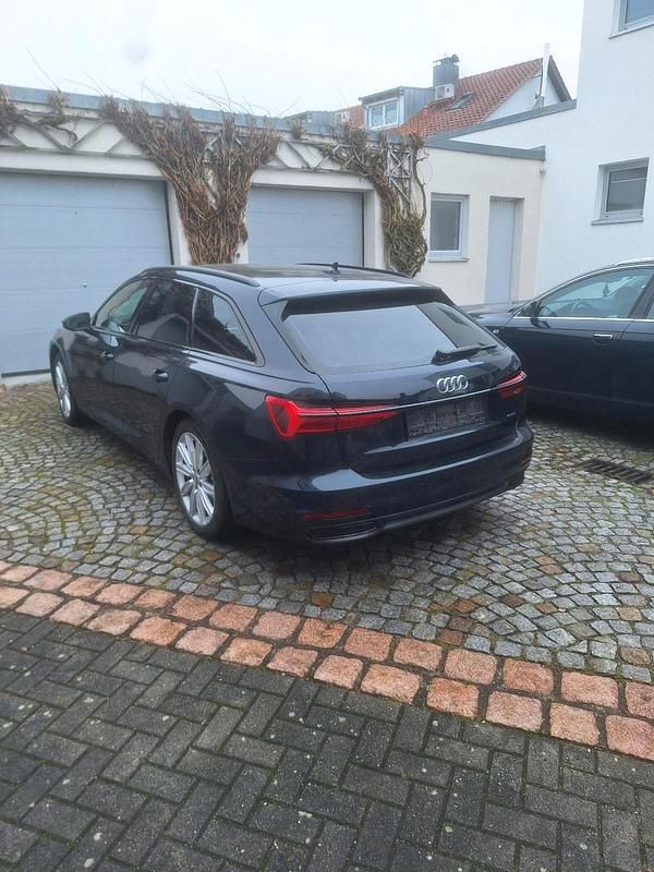 Gebraucht Audi A6 231 PS (169 kW) 2019 Blau Kombi