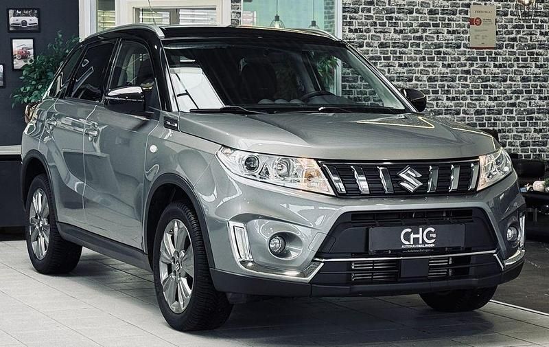 Gebraucht Suzuki Vitara 140 PS (102 kW) 2019 Grau SUV