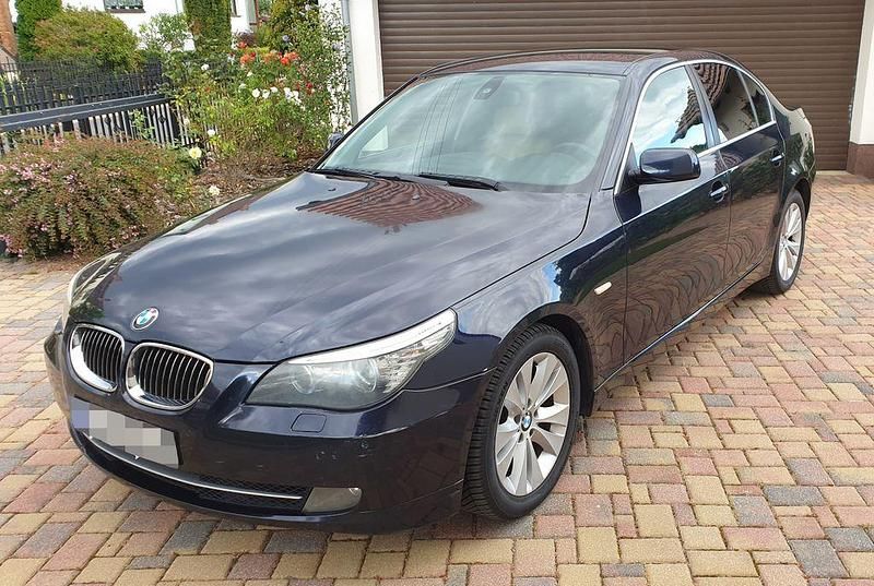 Blau Gebraucht 2008 BMW 530 Limousine | 4.999 € (Superpreis) - Bild 1/4