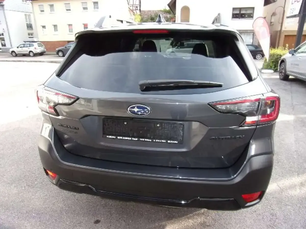 Neu Subaru Outback Exclusive+ 169 PS (124 kW) 2026 Magnetite gray SUV