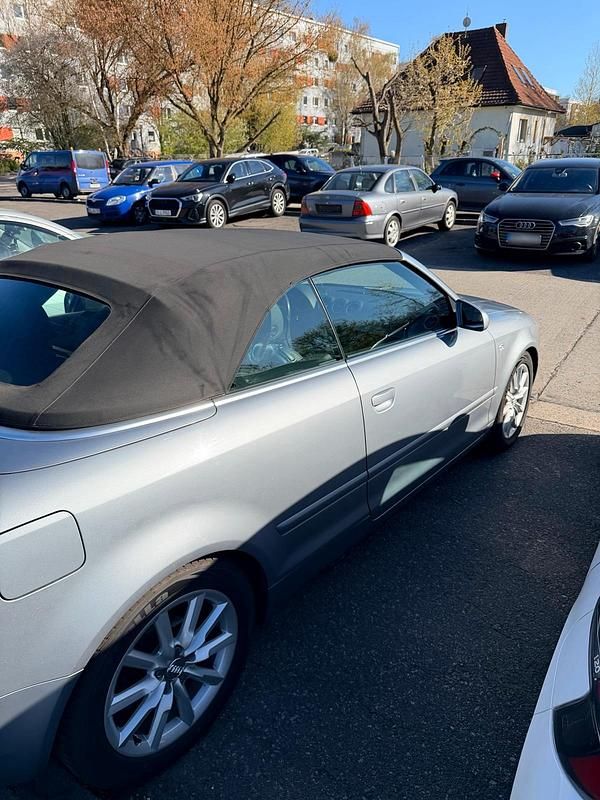Gebraucht Audi A4 Cabriolet 163 PS (119 kW) 2006 Grau Cabrio