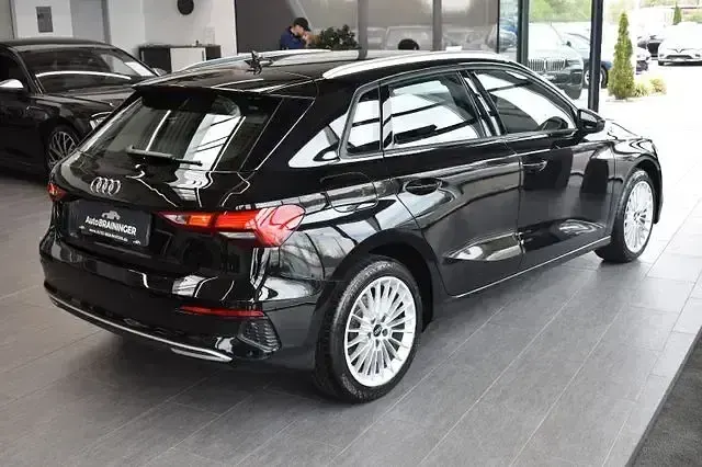 Gebraucht Audi A3 Advanced 150 PS (110 kW) 2022 Schwarz Limousine