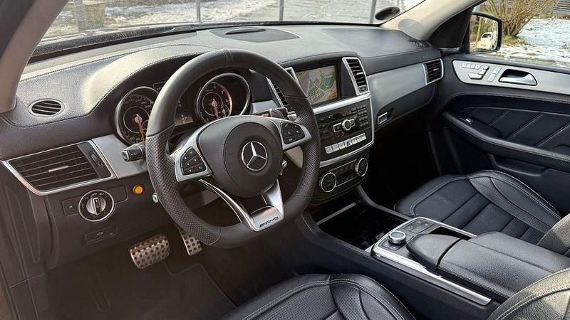 Gebraucht Mercedes ML63 AMG AMG 525 PS (386 kW) 2012 Schwarz SUV