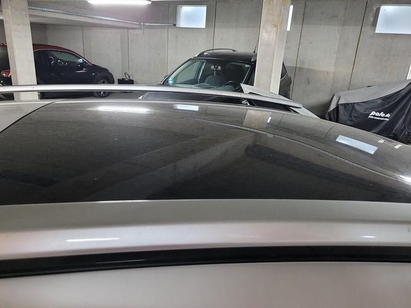 Gebraucht Peugeot 207 Premium 120 PS (88 kW) 2012 Weiß Kombi