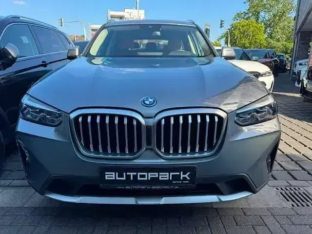 Gebraucht BMW X3 Sport Line 184 PS (135 kW) 2022 Skyscraper grau (metallic) SUV