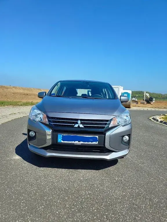 Gebraucht Mitsubishi Space Star Select 71 PS (52 kW) 2023 Grau Kleinwagen