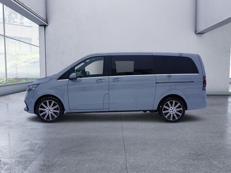 Gebraucht Mercedes V300 Avantgarde 237 PS (174 kW) 2024 Grau Van / Kleinbus