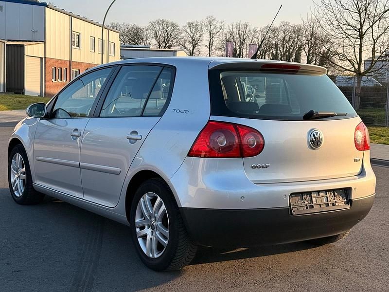 Gebraucht VW Golf V 105 PS (77 kW) 2007 Silber Limousine