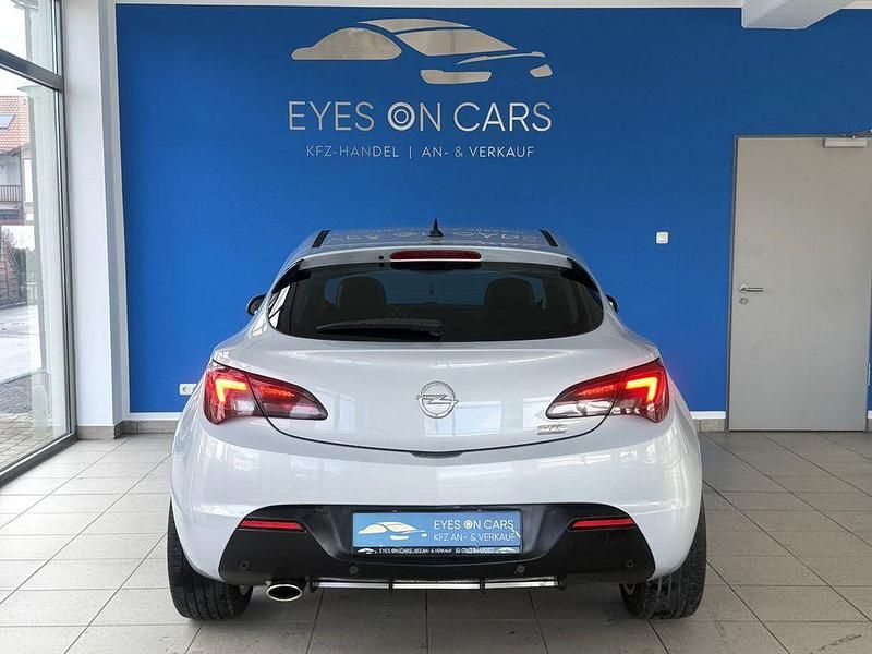 Gebraucht Opel Astra GTC Innovation 140 PS (102 kW) 2012 Grau Coupé
