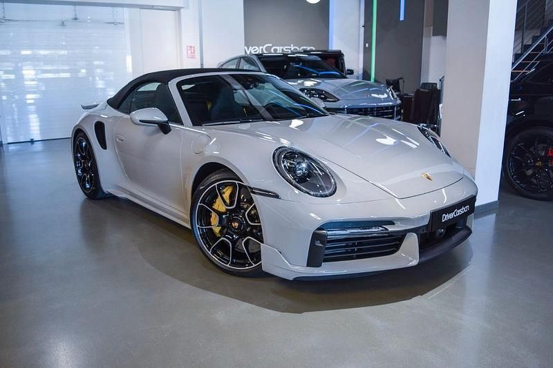Gebraucht Porsche 992 Sport 650 PS (478 kW) 2024 Grau Cabrio