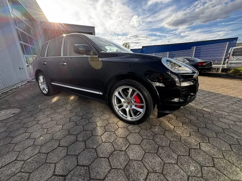Gebraucht Porsche Cayenne Turbo 500 PS (367 kW) 2010 Schwarz SUV