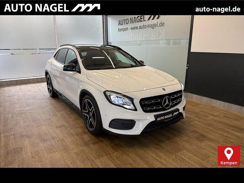 Polarweiß Gebraucht 2019 Mercedes GLA200 AMG SUV | 22.886 € (Fairer Preis) - Bild 1/4