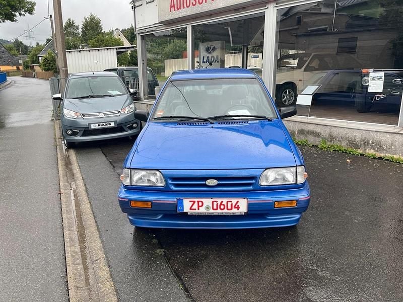 Blau Gebraucht 1996 Kia Pride Kleinwagen | 2.000 € - Bild 1/4
