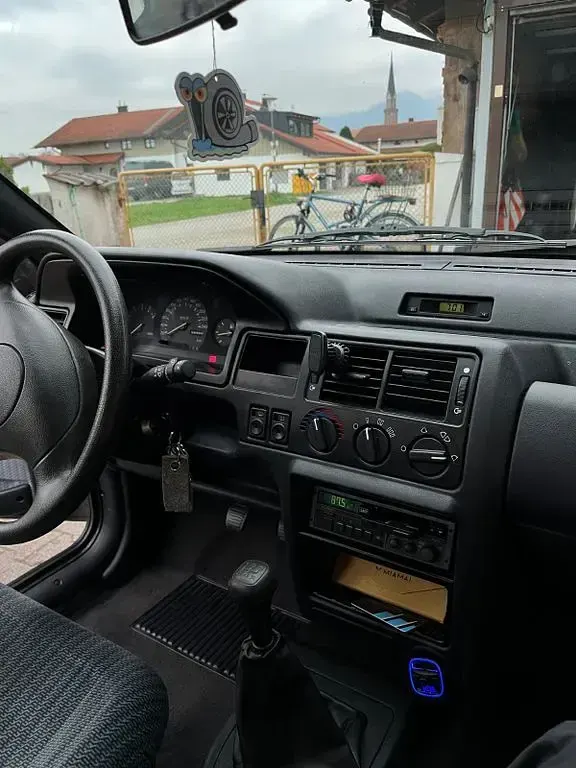 Gebraucht Ford Escort 75 PS (55 kW) 1992 Grau Limousine