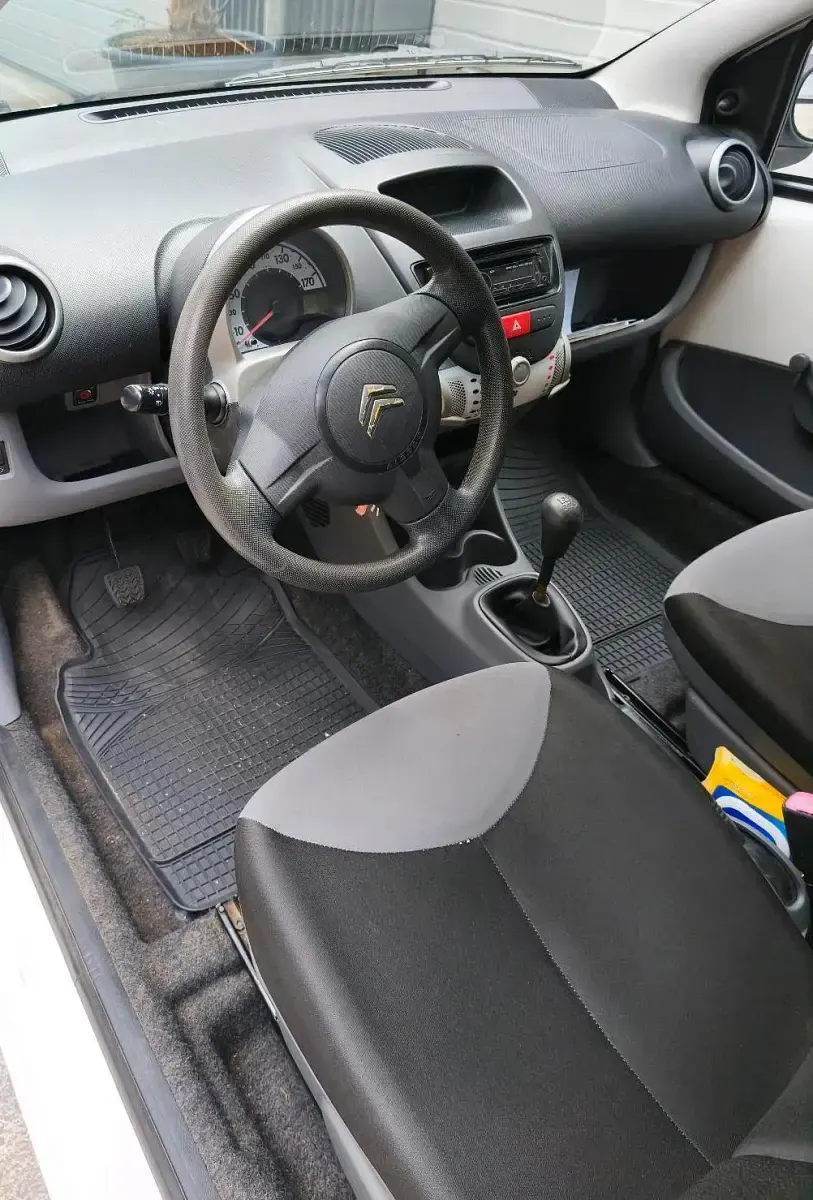 Gebraucht Citroën C1 68 PS (50 kW) 2009 Weiß Kleinwagen