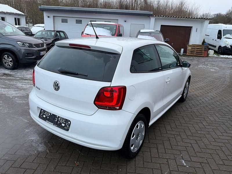 Gebraucht VW Polo Style 60 PS (44 kW) 2010 Weiß Kleinwagen