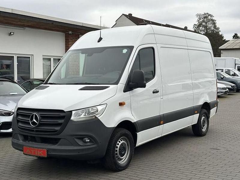 Gebraucht Mercedes Sprinter 170 PS (125 kW) 2024 Arktikweiss (metallic) Van