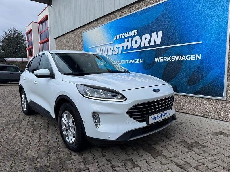 Gebraucht Ford Kuga Titanium 190 PS (139 kW) 2020 Weiß SUV