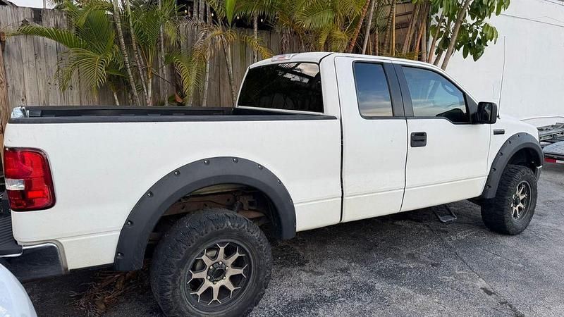 Gebraucht Ford V8 305 PS (224 kW) 2006 Weiß SUV