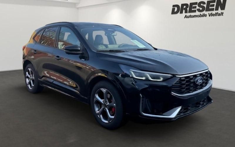 Gebraucht Ford Kuga ST-Line X 186 PS (136 kW) 2025 Schwarz SUV