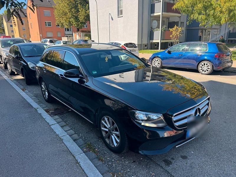 Gebraucht Mercedes E200 150 PS (110 kW) 2017 Schwarz Kombi