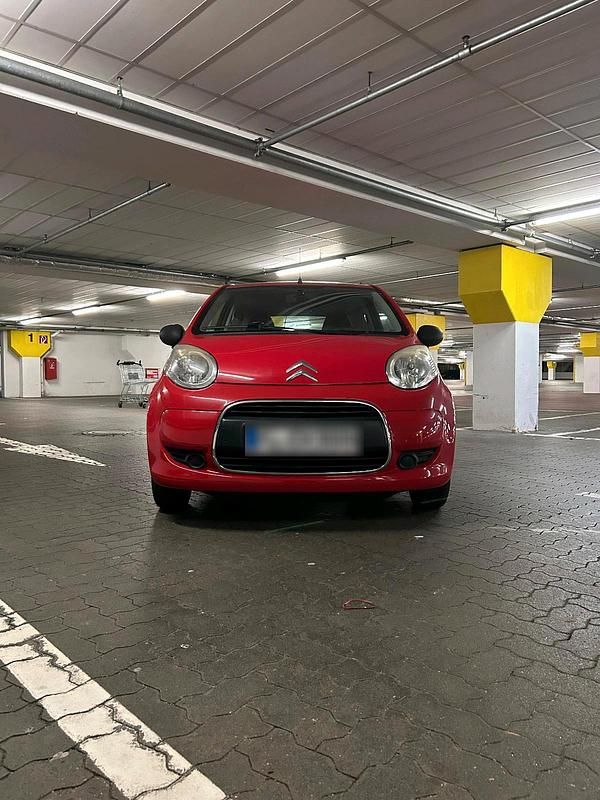 Rot Gebraucht 2009 Toyota Aygo Kleinwagen | 1.500 € (Guter Preis) - Bild 1/4