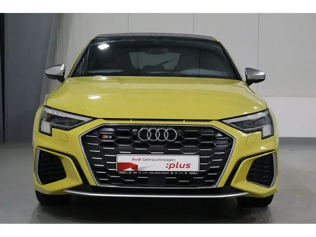 Gebraucht Audi S3 Ambiente 228 PS (167 kW) 2023 Gelb Limousine