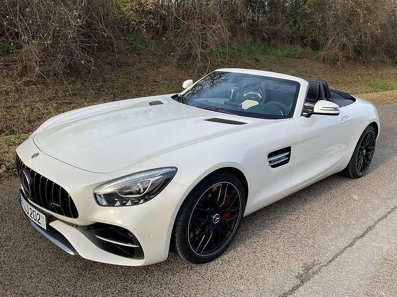 Weiß Gebraucht 2019 Mercedes AMG GT S AMG Coupé | 117.500 € - Bild 1/4